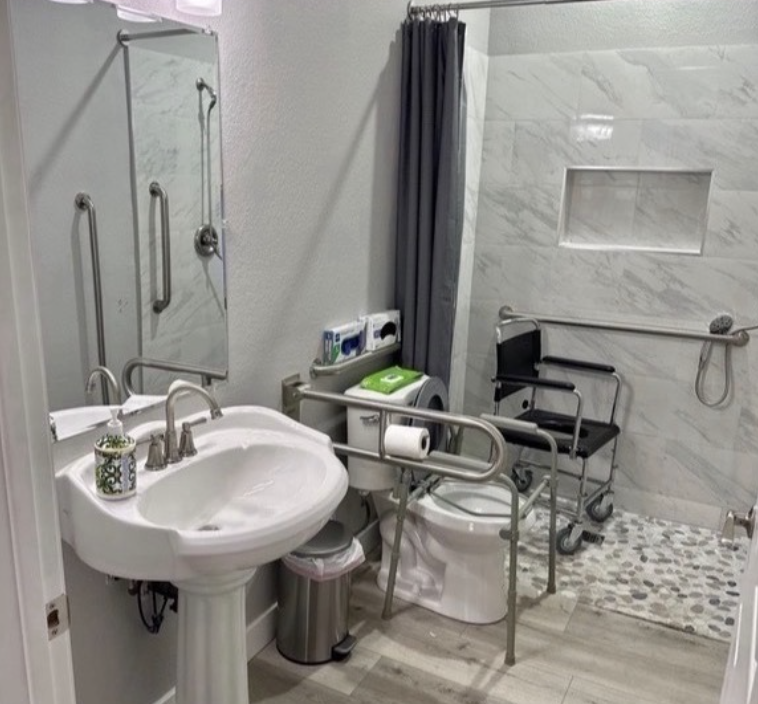 Accessible bathroom at Primrose Gardens